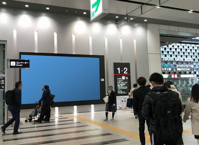 大阪駅BIGデジタルサイネージ